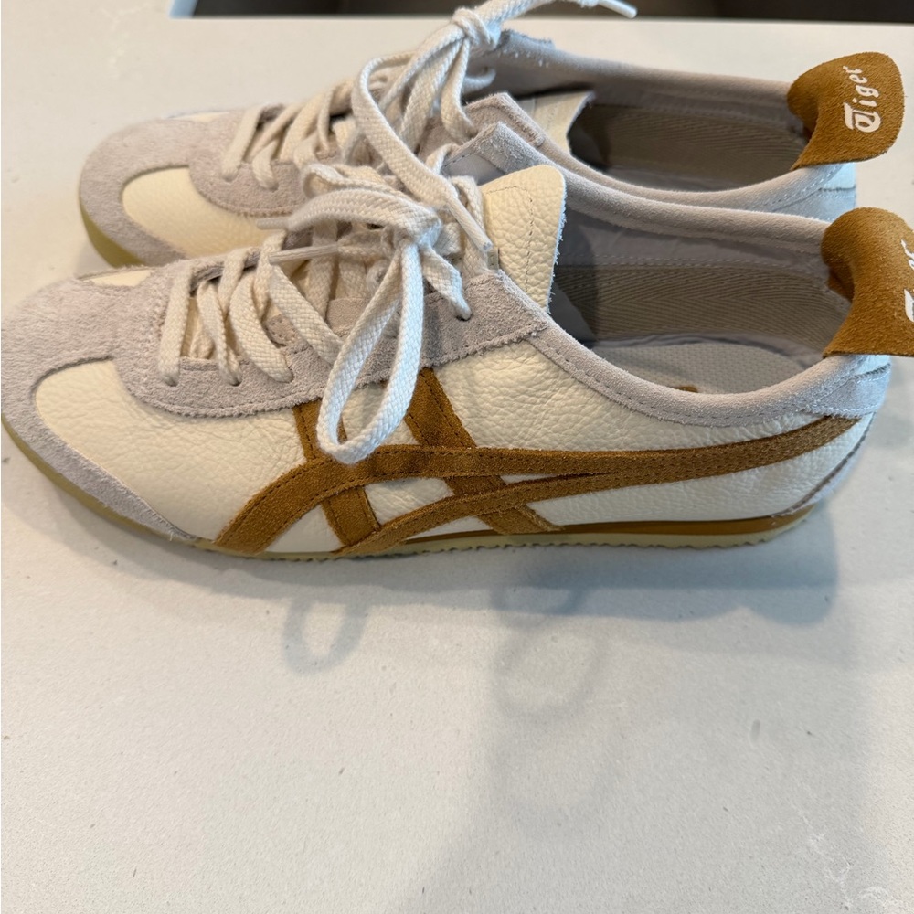 Onitsuka Tiger by Asics White and Tan Sneakers - Picture 2 of 4